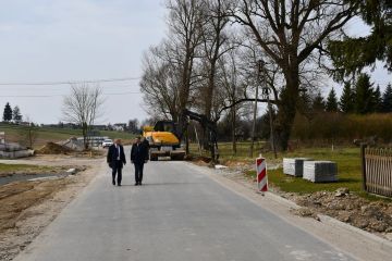 Trwa przebudowa drogi powiatowej w Biskupicach