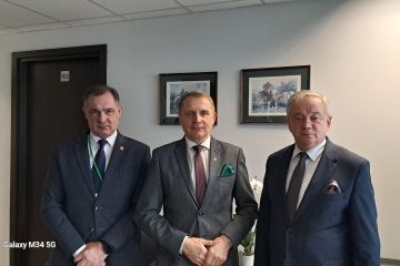 Spotkanie Starostów Miechowskich z Dyrektorem KOWR Henrykiem Smolarzem