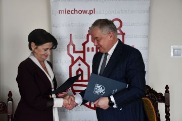 Porozumienie o współpracy Powiatu Miechowskiego z Małopolską Wojewódzką Komendą OHP