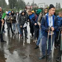 Młodzież biorąca udział w Marszu Tafisa w Miechowie