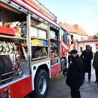 Przegląd sprzętu nowego wozu KP PSP Miech&oacute;w