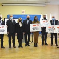 Samorządowcy Powiatu Miechowskiego otrzymali środki z Rządowego Funduszu Inwestycji Lokalnych