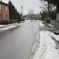 Przebudowany odcinek drogi Książ Mały - Moczydło w ramach RPO WM