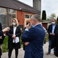 Radni Powiatu Miechowskiego zapoznają się z zakresem rob&oacute;t na ul. Podzamcze w Miechowie
