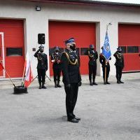 Meldunek o gotowości do uroczystości odbiera Zastępca Małopolskiego Komendanta Wojew&oacute;dzkiego bryg. Piotr Słowiak