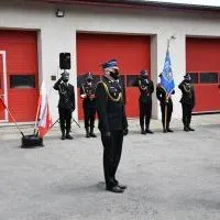 Meldunek o gotowości do uroczystości odbiera Zastępca Małopolskiego Komendanta Wojew&oacute;dzkiego bryg. Piotr Słowiak