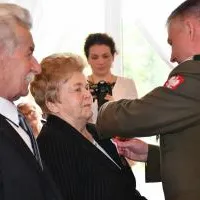 Mieszkańcy naszego powiatu odznaczeni &bdquo;Za zasługi dla obronności kraju&rdquo;