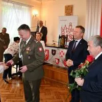 Mieszkańcy naszego powiatu odznaczeni &bdquo;Za zasługi dla obronności kraju&rdquo;