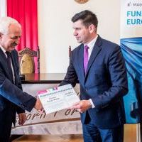 W&oacute;jt Gminy Książ Wielki otrzymał wsparcie na ochronę grunt&oacute;w rolnych