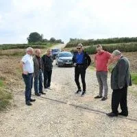 Poscaleniowa droga tłuczniowa łącząca Chod&oacute;w z Pstroszycami II