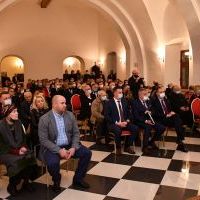 Wernisaż wystawy ziemiańskiej w miechowskich tzw. Pustkach zgromadził tłum