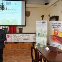 Ekodoradc&oacute;w z gmin Powiatu Miechowskiego wita Wicestarosta Paweł Osikowski