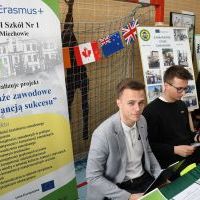 Prezentacja bogatej oferty Zespołu Szk&oacute;ł Nr 1 w Miechowie