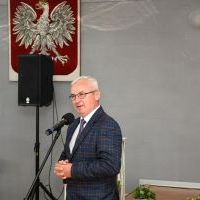 W&oacute;jt Gminy Charsznica Jan Żebrak składa życzenia i gratulacje dla charsznickich Jubilat&oacute;w