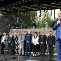 W&oacute;jt Książa Wielkiego Marek Szopa wita zebranych na Dożynkach Powiatowych