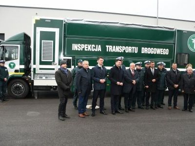 Minister Andrzej Adamczyk oraz samorządowcy Powiatu Miechowskiego zainaugurowali działalność zamiejscowego Oddziału Wojewódzkiego ITD