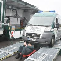 Mobilna stacja kontroli pojazdów zweryfikuje stan techniczny pojazdów osobowych, ciężarowych i autobusów