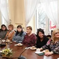 Pracownicy Starostwa Powiatowego w Miechowie na spotkaniu podsumowującym 2022 rok