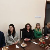 Pracownicy miechowskiego starostwa na podsumowaniu 2022 roku