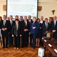 Konwent Przewodniczących Rad Powiat&oacute;w Małopolski w Starostwie Powiatowym w Miechowie