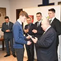 160. rocznica bitwy miechowskiej - wręczenie nagr&oacute;d dla laureat&oacute;w konkurs&oacute;w towarzyszących
