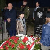 IPN w Kozłowie ufundował nagrobki dla rodzin zamordowanych za pomoc Żydom