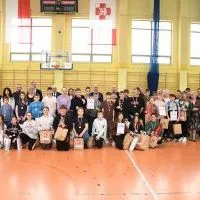 Turniej BRD Gołcza 2023 - zdjęcie pamiątkowe uczestnik&oacute;w