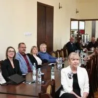 Podsumowanie projektu Standardy Obsługi Inwestora w Małopolsce - m.in. przedstawiciele KPT, CeBiM