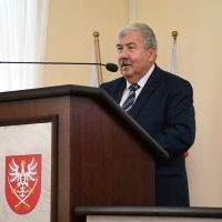 Podsumowanie projektu Standardy Obsługi Inwestora w Małopolsce - powitanie przez Starostę Jacka Kobyłka