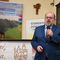 Podsumowanie projektu Standardy Obsługi Inwestora w Małopolsce - wystąpienie Michała Warzały, inspektora w Zespole ds. Sieci Punktów Informacyjnych Funduszy Europejskich