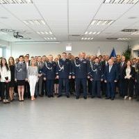 Pamiątkowa fotografia z okazji mianowania komendant&oacute;w KPP Miech&oacute;w