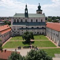 Święto Policji 2023 w Miechowie przy Bazylice Grobu Bożego