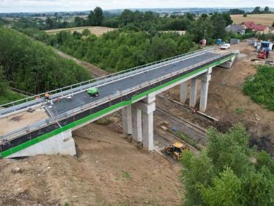 Wiadukt w Uniejowie Rędziny nad linią LHS