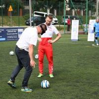 Wicestarosta Paweł Osikowski atakuje bramkę