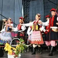 Dożynki Powiatowe Przybysławice 2023 - występ reprezentacji Gminy Miech&oacute;w