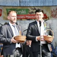 Dożynki Powiatowe Przybysławice 2023 - Wicemarszałek Łukasz Smółka i Radny Sejmiku Mirosław Dróżdż