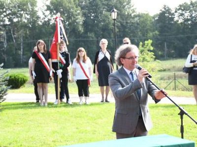 Dyrektor Wojciech Pengiel otwiera w SOSW Zagorzyce rok szkolny 2023/2024