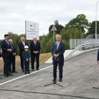 Wiadukt w Uniejowie Rędziny - przemawia W&oacute;jt Gminy Charsznica Jan Żebrak