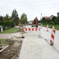 Przebudowa chodnika na ul. Powstańc&oacute;w w Miechowie