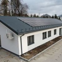 Instalacja fotowoltaiczna na nowym budynku Wydziału Komunikacji w Miechowie