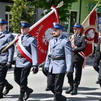 Miechowskie Święto Uchwalenia Konstytucji 3 Maja - poczty sztandarowe powiatowej policji i straży pożarnej