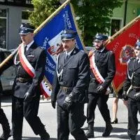 Miechowskie Święto Uchwalenia Konstytucji 3 Maja - poczty sztandarowe OSP