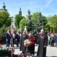 Miechowskie Święto Uchwalenia Konstytucji 3 Maja - delegacja Cechu Rzemiosł R&oacute;żnych
