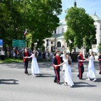 Miechowskie Święto Uchwalenia Konstytucji 3 Maja - walc w pięknej scenerii Rynku