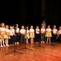 Pola Nadziei 2023/2024 - występ artystyczny przedszkolaków