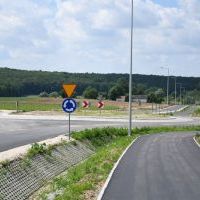 Rozbudowana droga powiatowa Zygmunt&oacute;w - Opacz