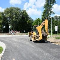 Nowe rondo za stawami w Książu Wielkim