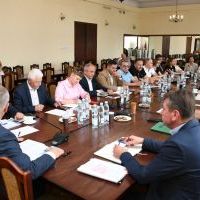 Samorządowcy, szefowie jednostek i osoby odpowiedzialne za bezpieczeństwo mieszkańców Powiatu Miechowskiego