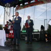 Starosta Krzysztof Świerczek wita przybyłych Gości.