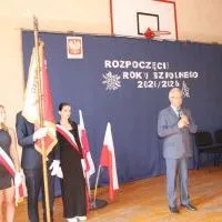 Rozpoczęcie roku w Zespole Szk&oacute;ł nr 1 - przemawia Przewodniczący Rady Jan Biesaga